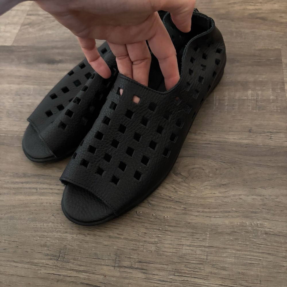 Arche Size 40 US 9 Drick Slip On Sandal Flat Black Leather, Price Drop! - Picture 3 of 9